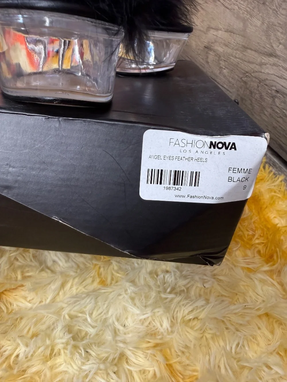 Fashionova Size 9 feather platforms